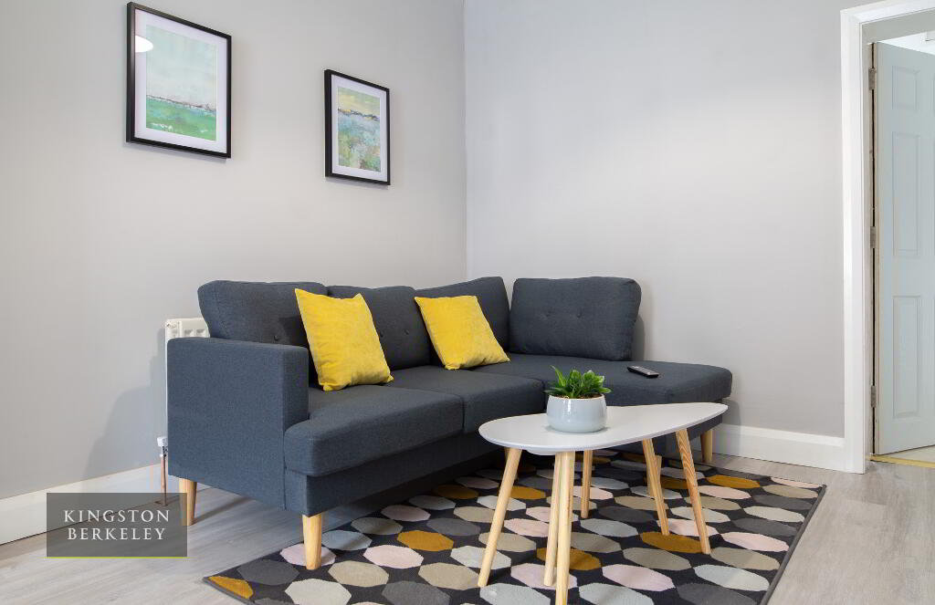 Photo 3 of Optional 3 Or 4 Bed HMO, Donegall Avenue, Belfast