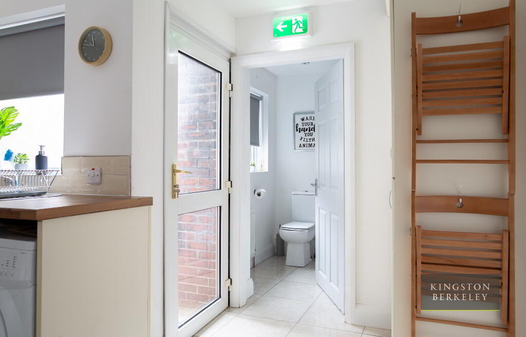 Photo 6 of Optional 3 Or 4 Bed HMO, Donegall Avenue, Belfast