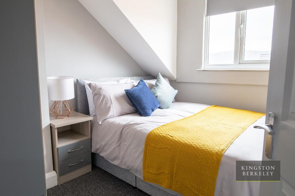 Photo 16 of Optional 3 Or 4 Bed HMO, Donegall Avenue, Belfast