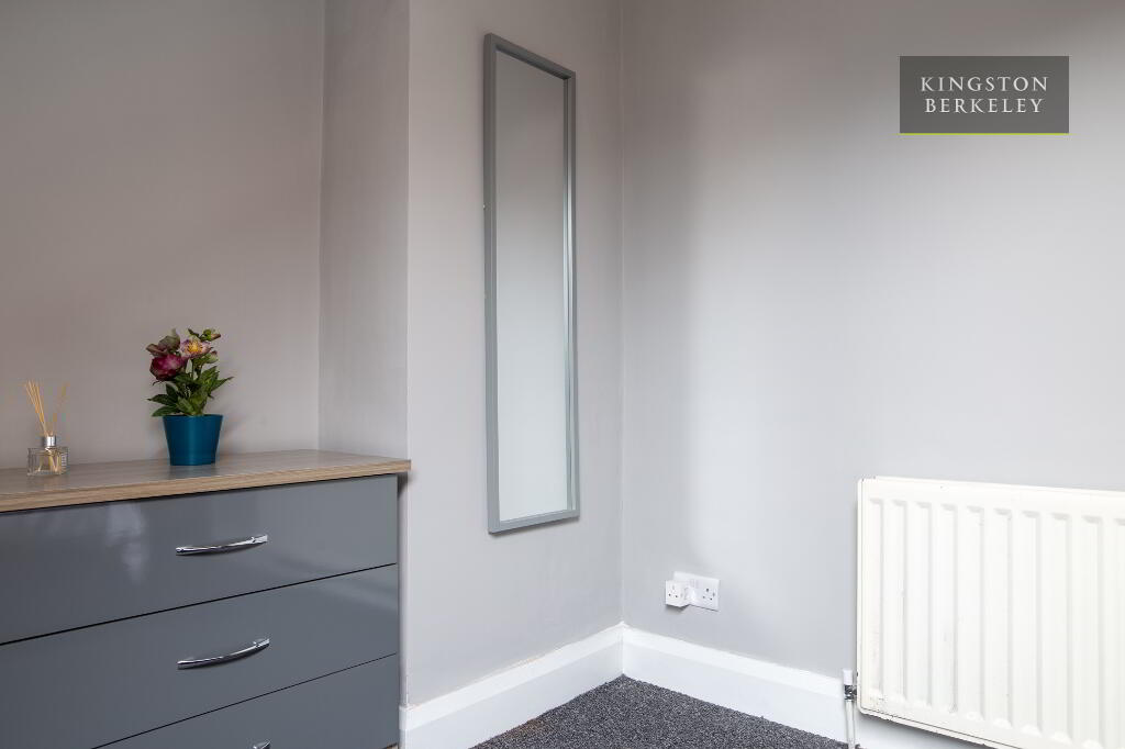Photo 19 of Optional 3 Or 4 Bed HMO, Donegall Avenue, Belfast