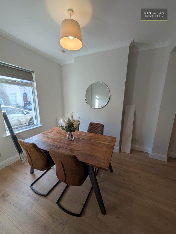 Photo 2 of Optional 3 Or 4 Bed HMO, Donegall Avenue, Belfast