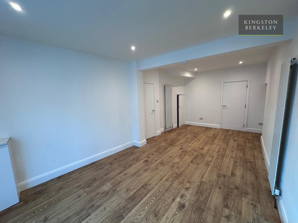 Photo 3 of 75 Hatton Drive, Belfast East, Belfast