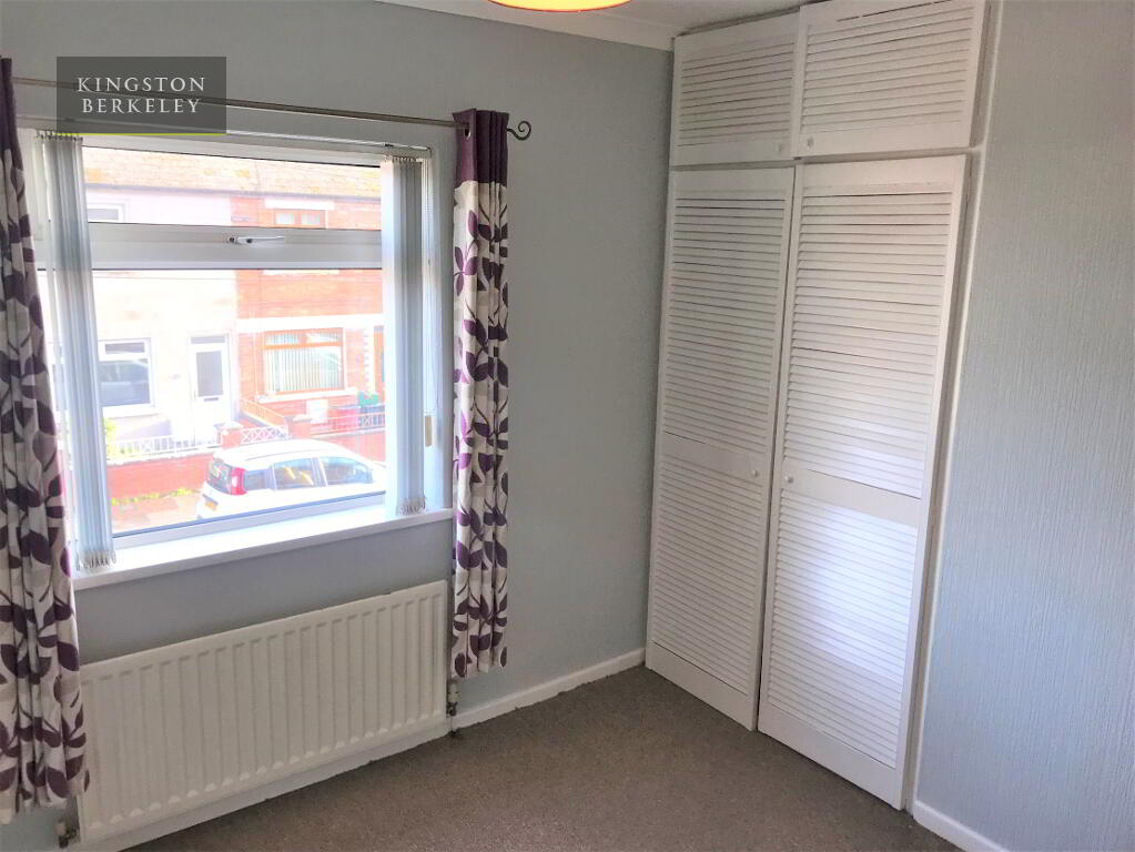 Photo 8 of 32 Empire Parade, Belfast