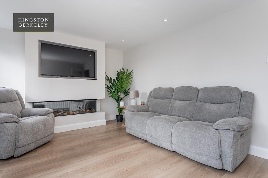 Photo 12 of 90l Cregagh Road, Belfast East, Belfast