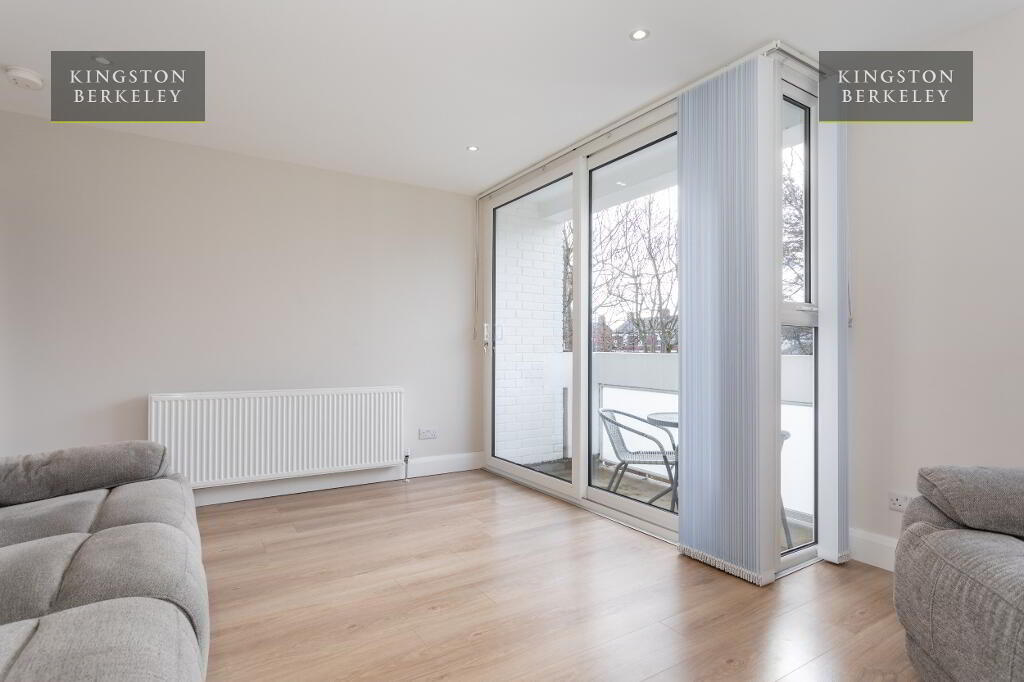 Photo 13 of 90l Cregagh Road, Belfast East, Belfast