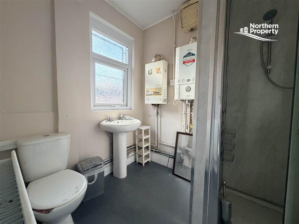 Photo 7 of 533 Falls Road, Belfast