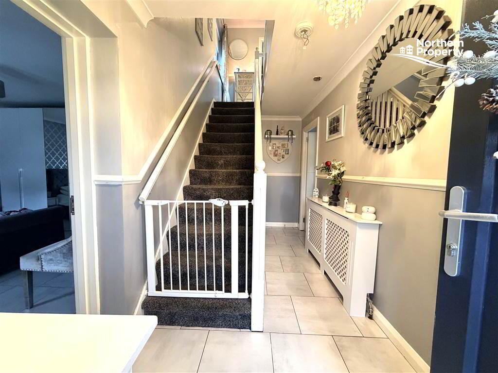 Photo 2 of 198 Lagmore Meadows, Belfast