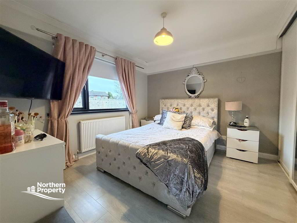 Photo 13 of 198 Lagmore Meadows, Belfast