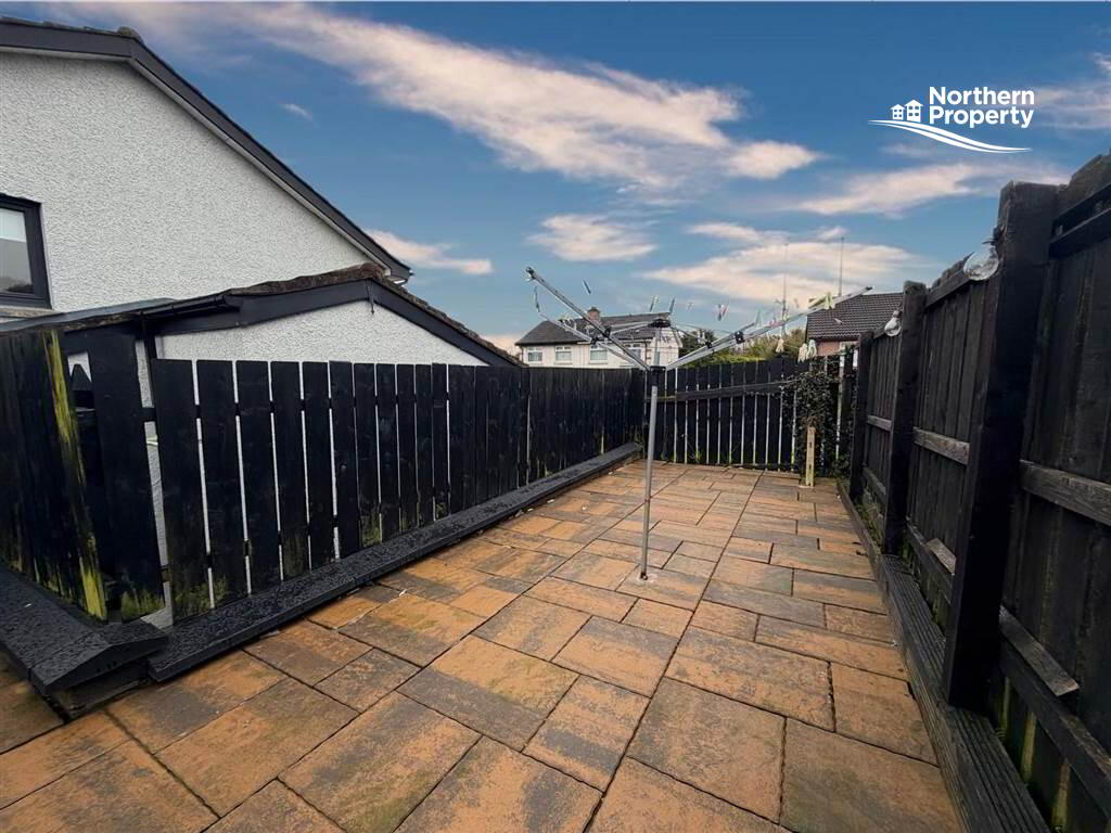 Photo 21 of 198 Lagmore Meadows, Belfast