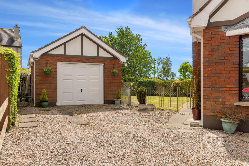 Photo 3 of 4 Orchard Grange, Hillsborough