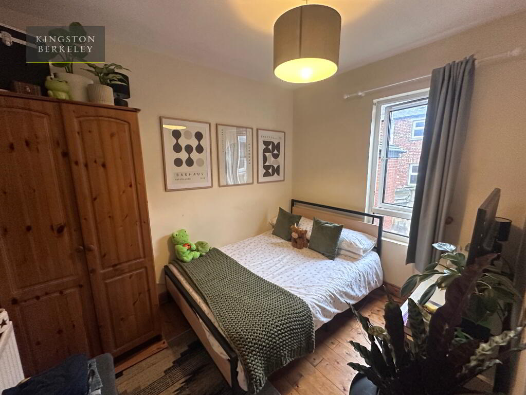 Photo 10 of (hmo Registered), 10 Euterpe Street, Donegall Road, Belfast South, Belfast