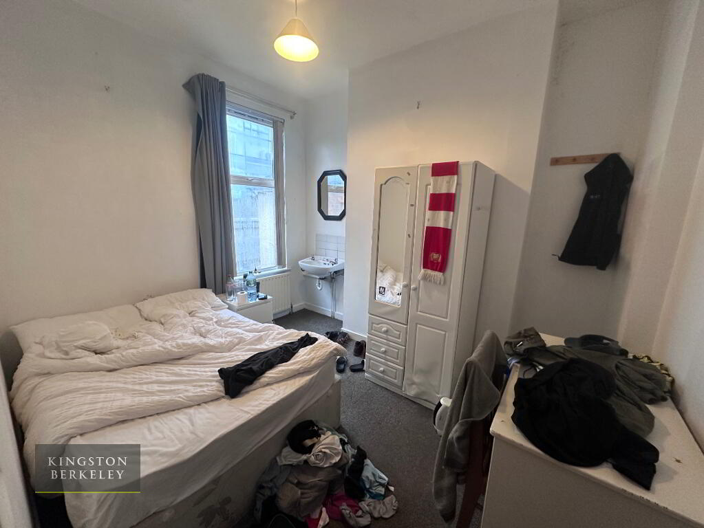 Photo 17 of (hmo Registered), 61 Dunluce Avenue, Lisburn Road, Belfast South, Belfast