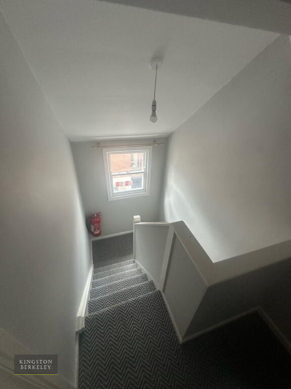 Photo 17 of (hmo Registered), 31 Hatfield Street, Ormeau Road, Belfast South, Belfast
