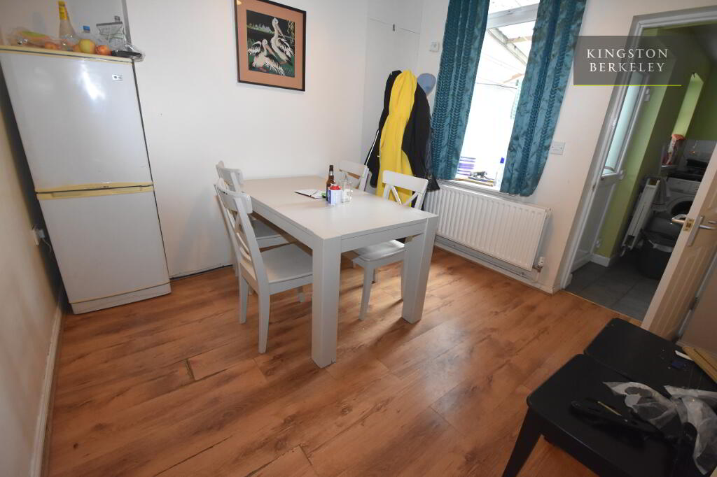 Photo 4 of (hmo Registered), 280 Donegall Road, Belfast South, Belfast