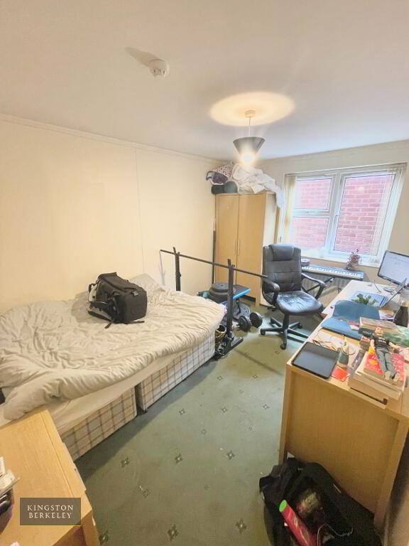 Photo 12 of B (hmo Registered), 100 Malone Avenue, Belfast South, Belfast