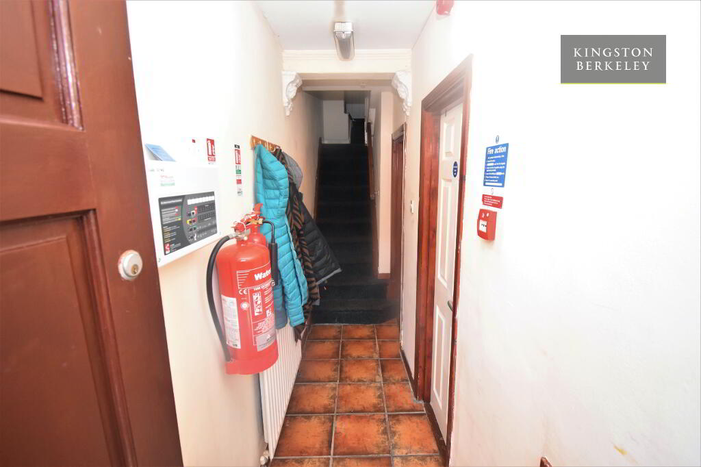 Photo 3 of (hmo Registered), 70 Palestine Street, Holylands, Queens Quarter, Belfast