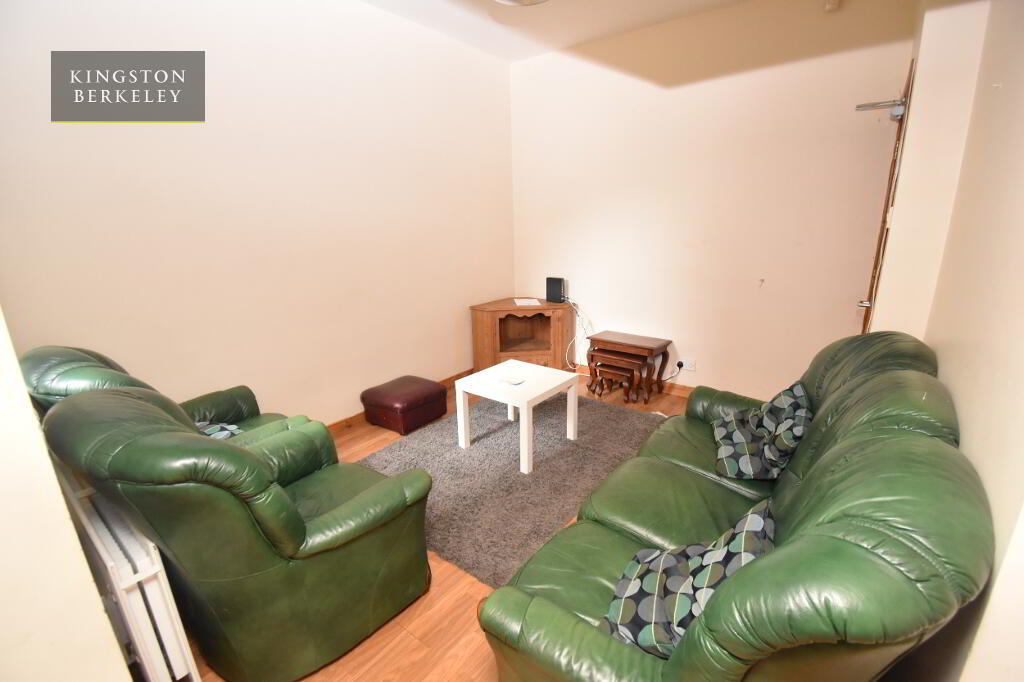 Photo 5 of (hmo Registered), 137 Dunluce Avenue, Lisburn Road, South Belfast, Belfast