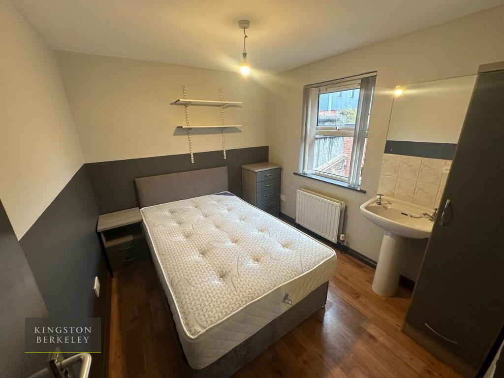 Photo 17 of (hmo Registered), 137 Dunluce Avenue, Lisburn Road, South Belfast, Belfast