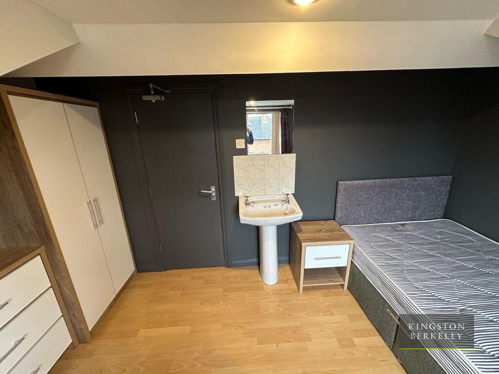 Photo 21 of (hmo Registered), 137 Dunluce Avenue, Lisburn Road, South Belfast, Belfast