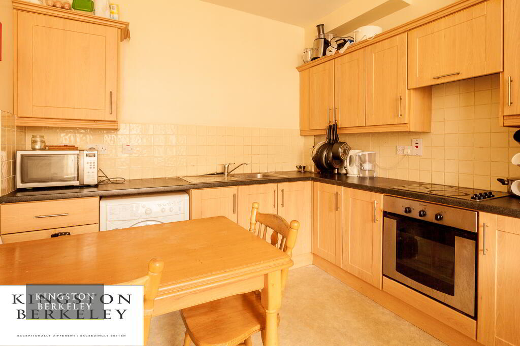 Photo 3 of A (hmo Registered), 100 Malone Avenue, South Belfast, Belfast