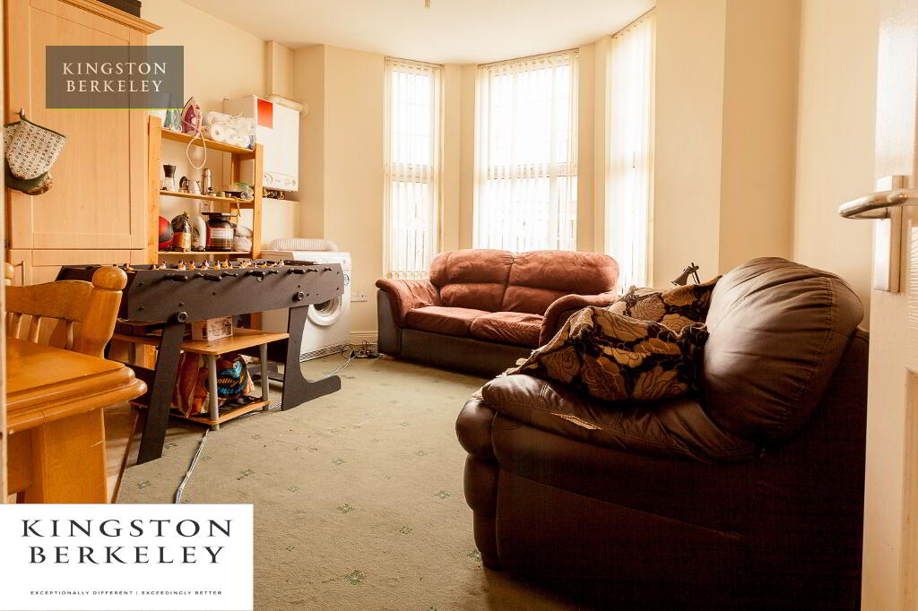 Photo 4 of A (hmo Registered), 100 Malone Avenue, South Belfast, Belfast