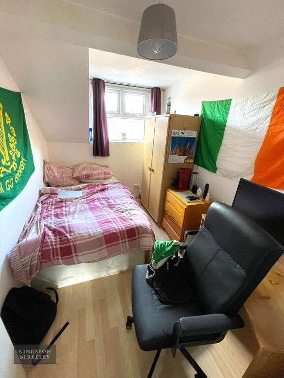 Photo 9 of 2 (hmo Registered), 95 Rugby Avenue, Queens Quarter, Belfast