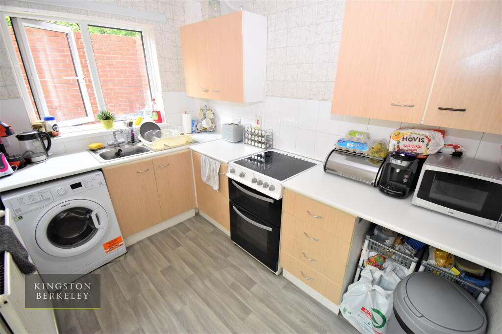 Photo 6 of (hmo Registered), 160 Donegall Avenue, Donegall Road, Belfast South, Belfast