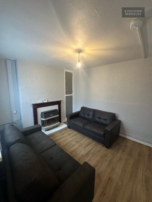 Photo 3 of (hmo Registered), 176 Dunluce Avenue, Belfast