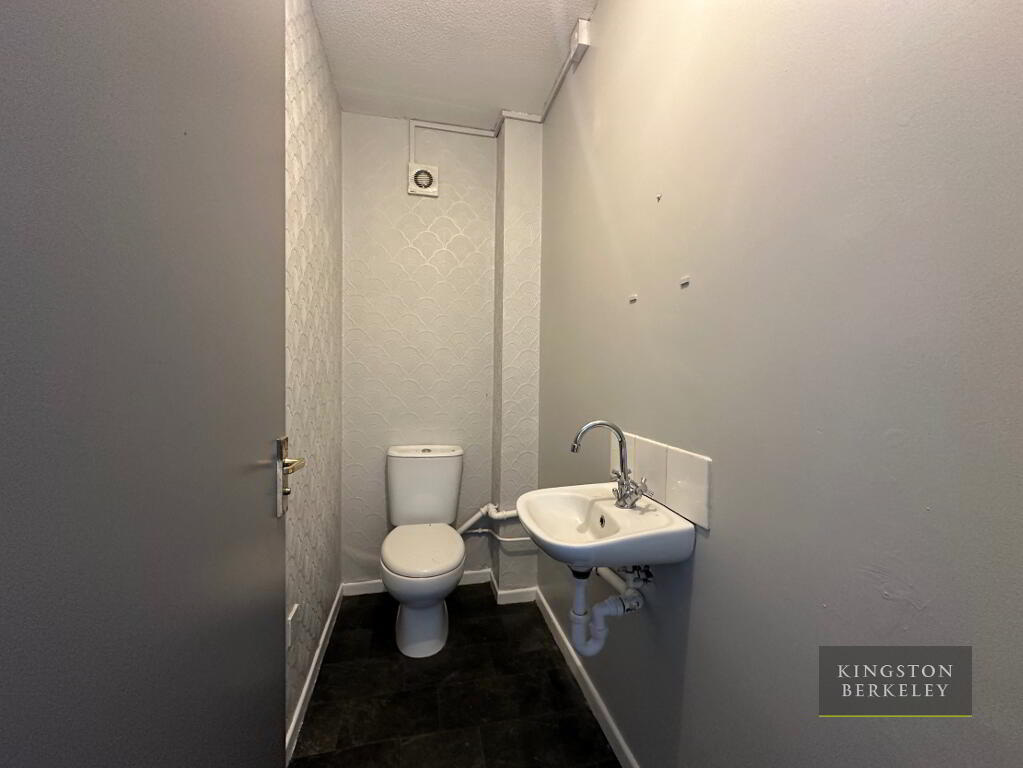 Photo 8 of (hmo Registered), 176 Dunluce Avenue, Belfast