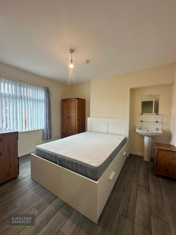 Photo 12 of (hmo Registered), 8 Pretoria Street, Stranmillis, Belfast