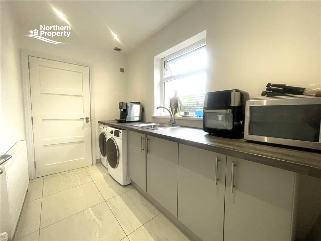 Photo 9 of 52 Ramoan Gardens, Belfast