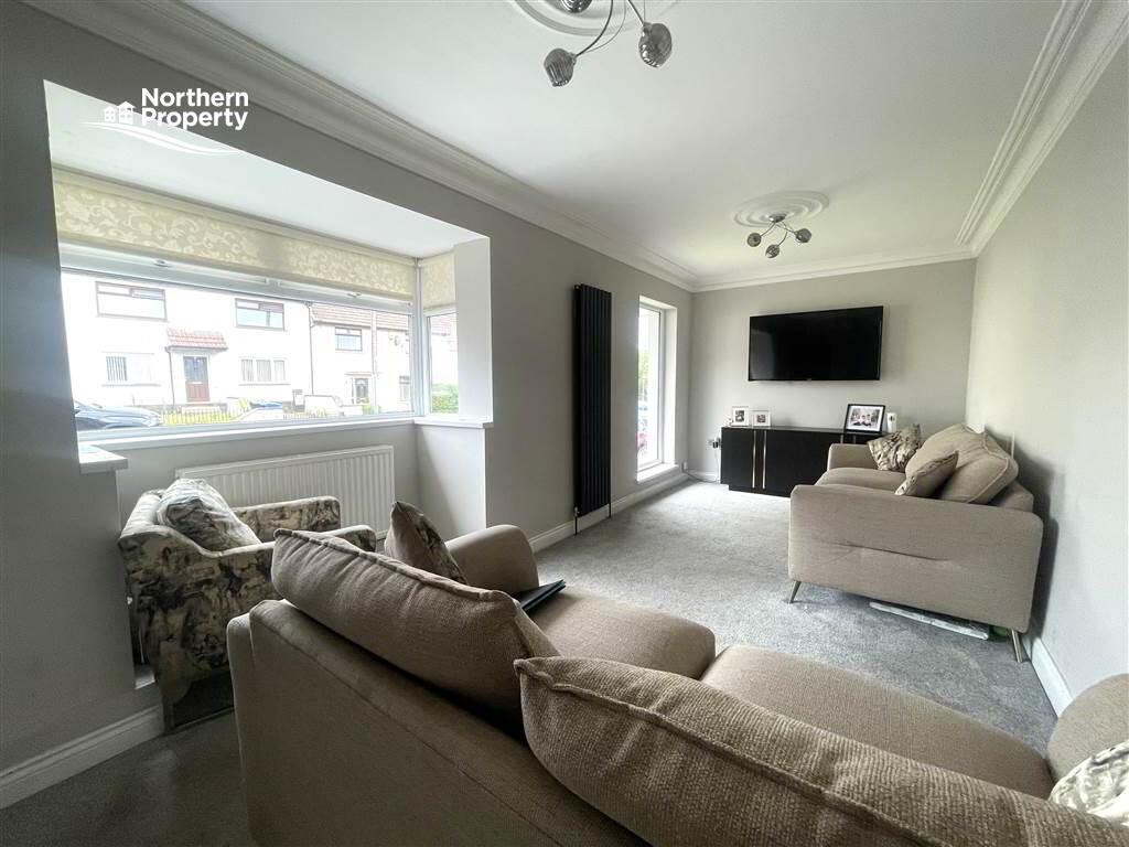 Photo 2 of 52 Ramoan Gardens, Belfast