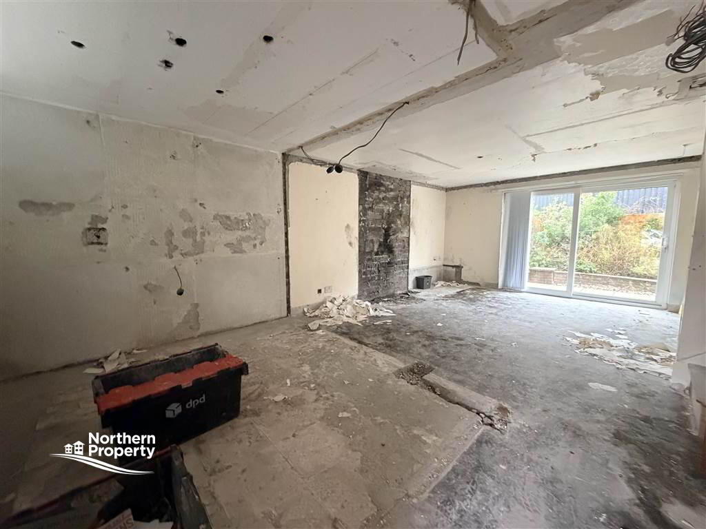 Photo 3 of 36 Weston Drive, Stockmans Lane, Belfast