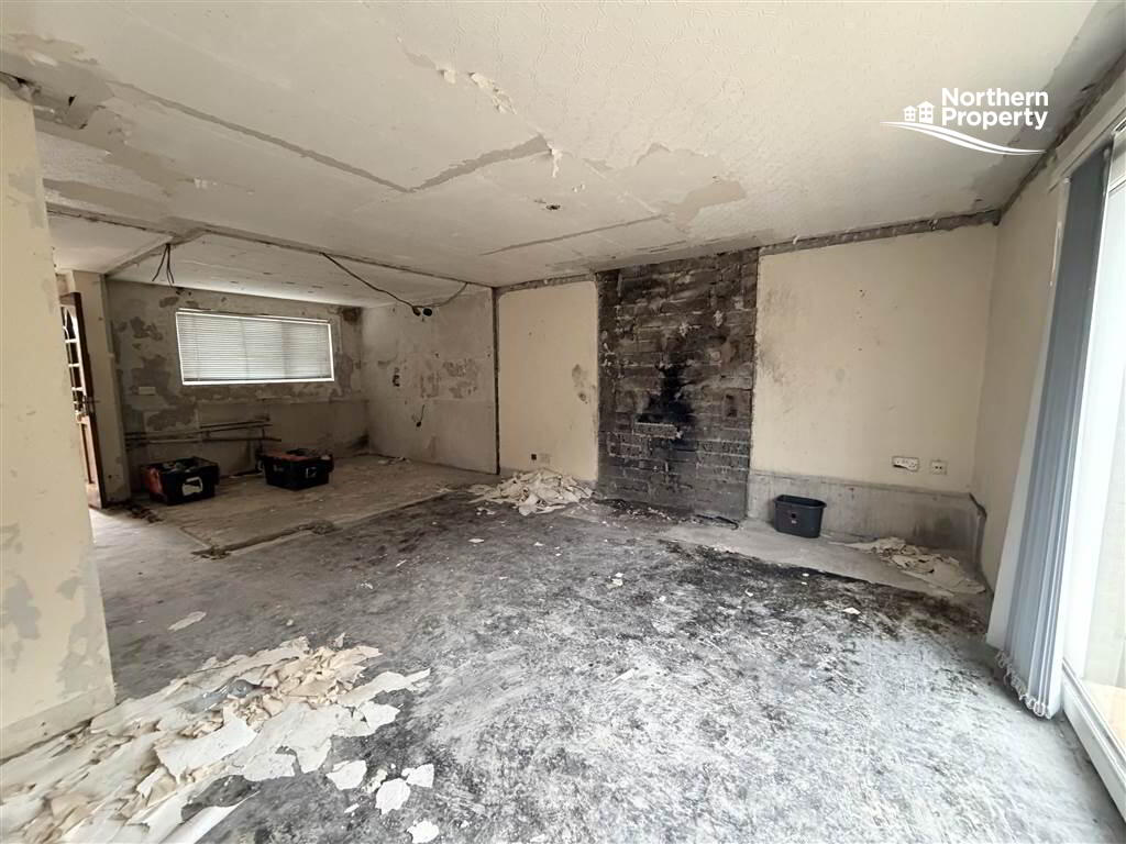 Photo 3 of 36 Weston Drive, Stockmans Lane, Belfast