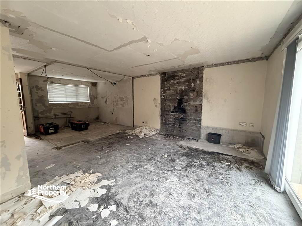 Photo 7 of 36 Weston Drive, Stockmans Lane, Belfast