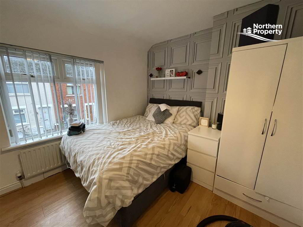 Photo 6 of 82 Iris Drive, Belfast