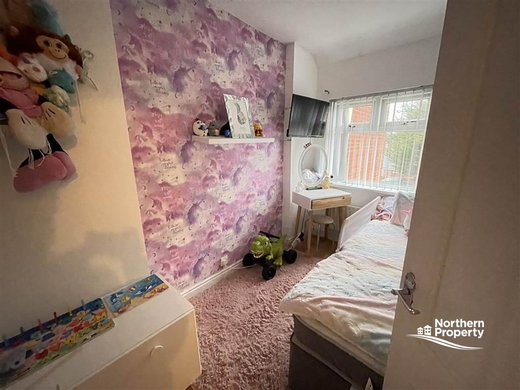 Photo 9 of 82 Iris Drive, Belfast