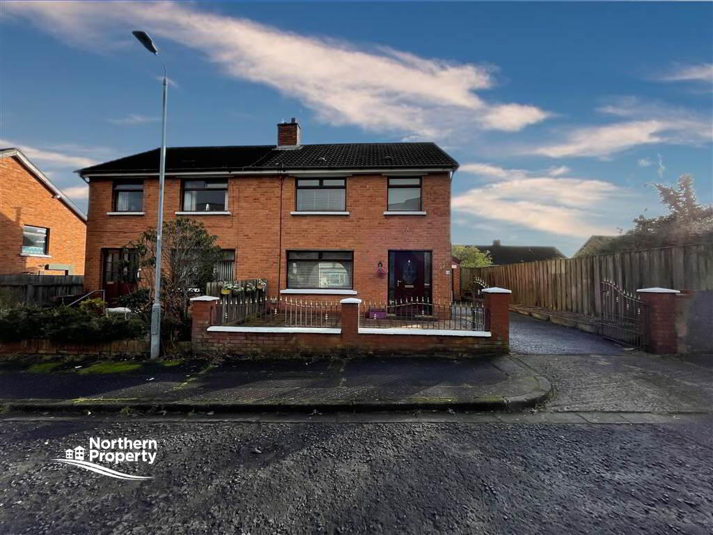 Photo 1 of 12 Dermott Hill Green, Belfast