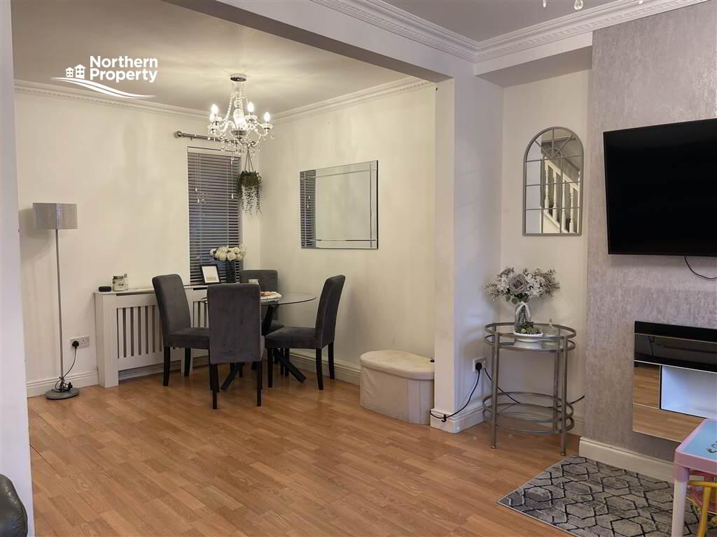 Photo 8 of 11 Beechmount Street, Belfast