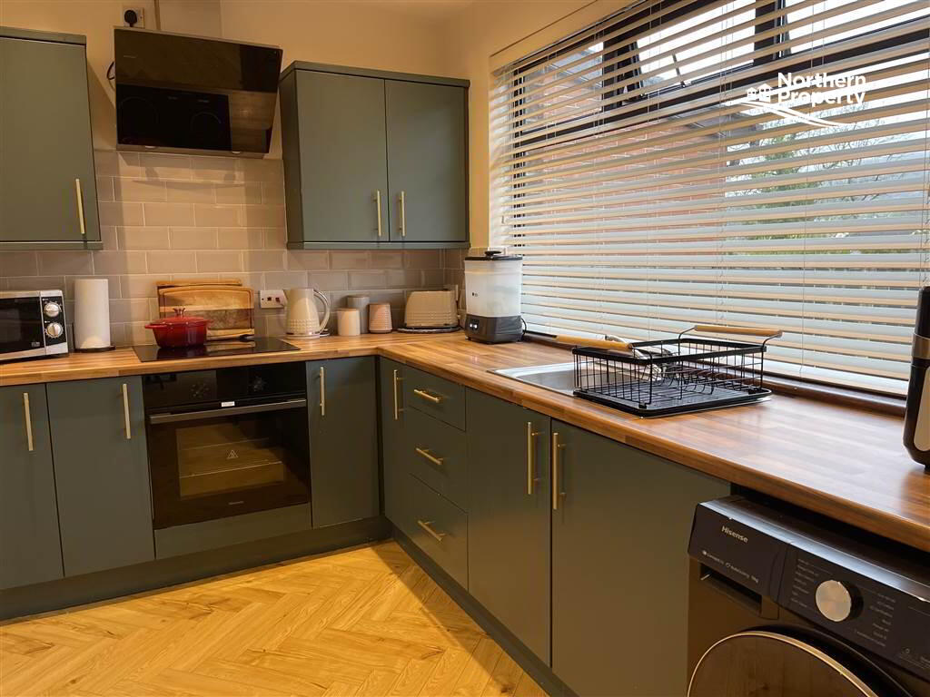 Photo 9 of 23 Abbeydale Crescent, Belfast