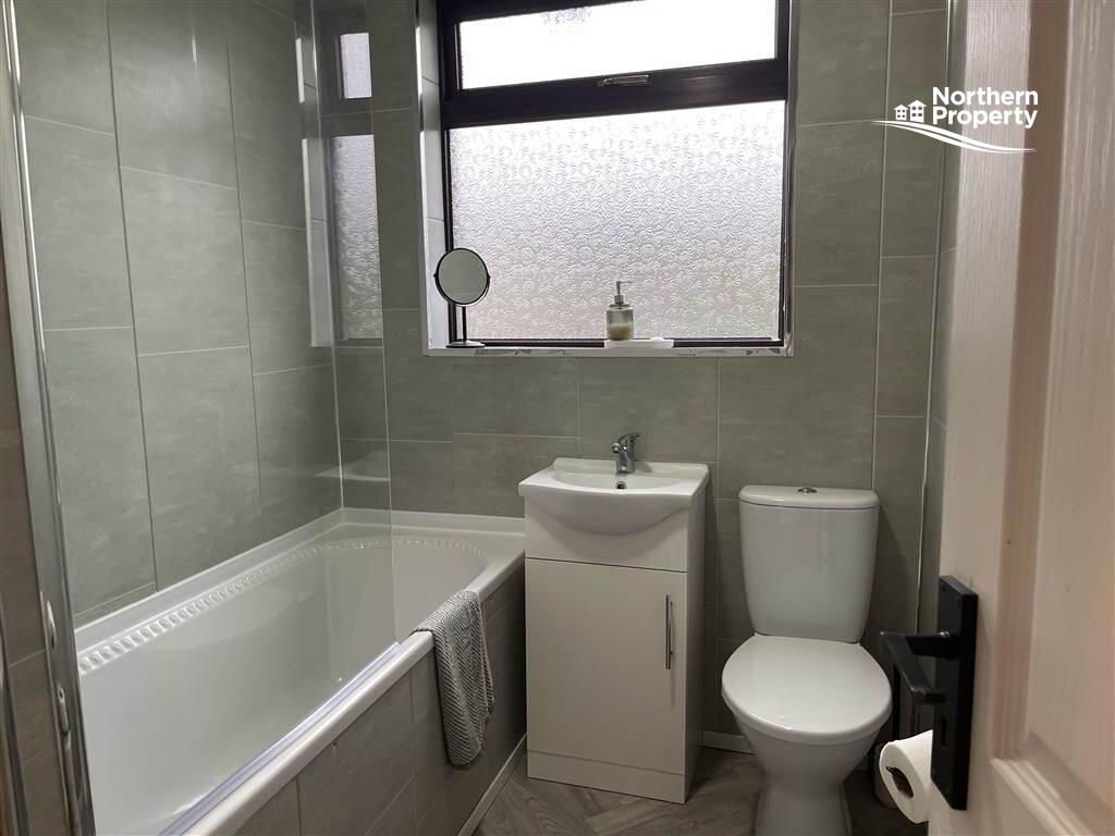 Photo 19 of 23 Abbeydale Crescent, Belfast