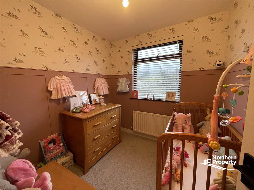 Photo 17 of 23 Abbeydale Crescent, Belfast