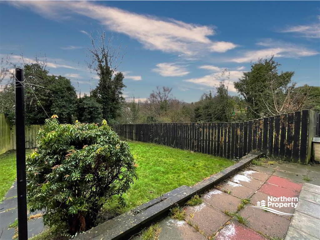 Photo 18 of 23 Abbeydale Crescent, Belfast