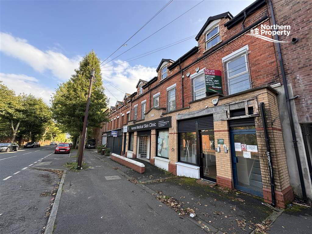 Photo 3 of 196 Duncairn Gardens, Belfast