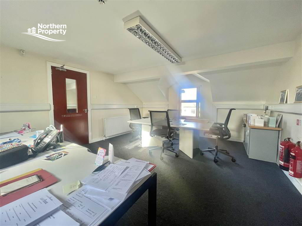 Photo 18 of 196 Duncairn Gardens, Belfast