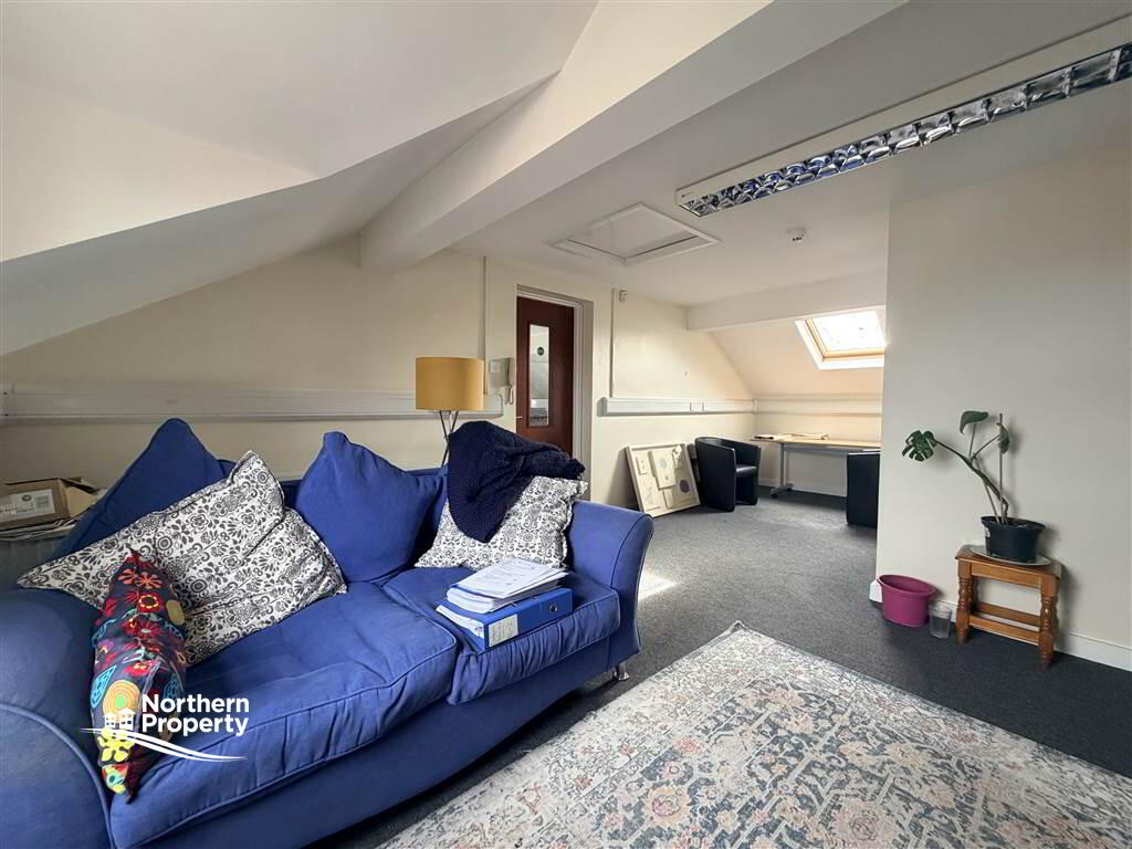 Photo 6 of 196 Duncairn Gardens, Belfast