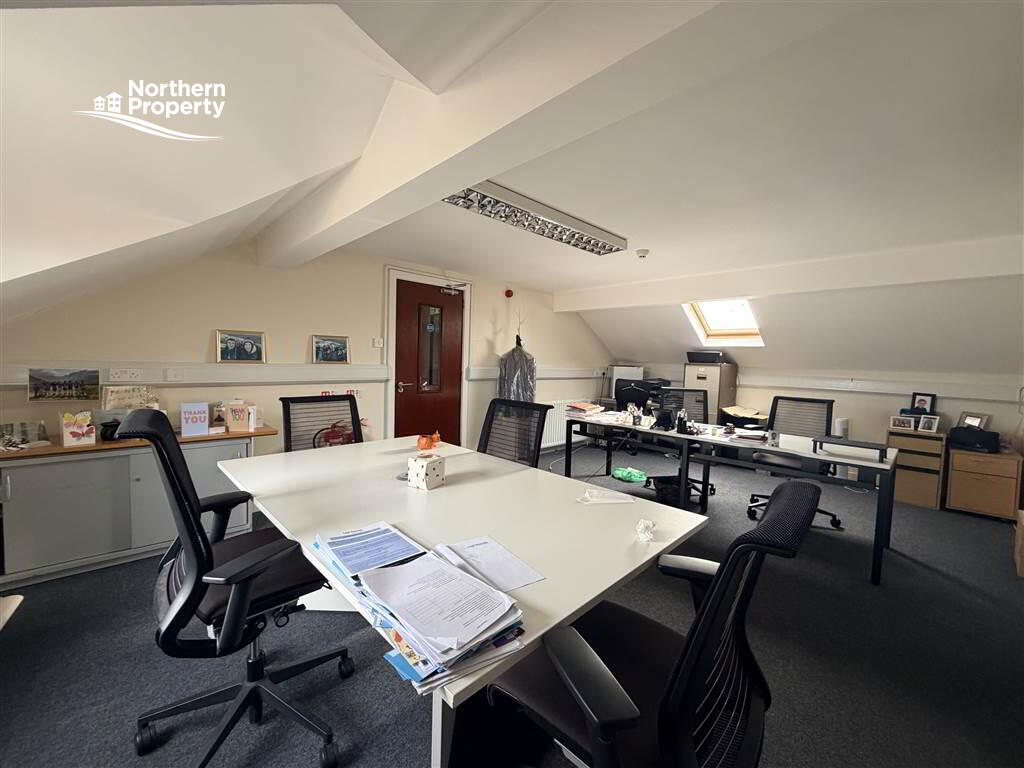 Photo 8 of 196 Duncairn Gardens, Belfast