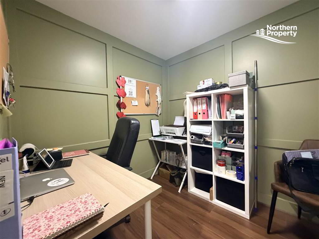 Photo 7 of 83 Falls Road, Belfast