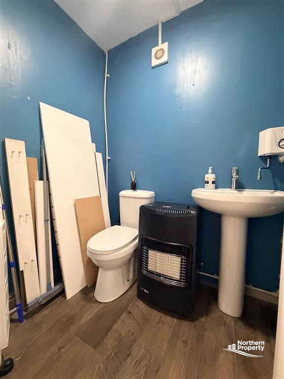 Photo 6 of 83 Falls Road, Belfast