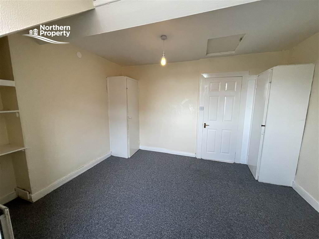 Photo 16 of 4 Beechmount Avenue, Belfast